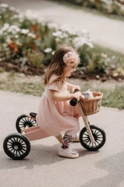 Tiny Tot Plus Loopfiets – Kinderfeets Rose -Beste Speelgoed Winkel loopfiets kinderfeets tiny tot plus rose 4 scaled 1