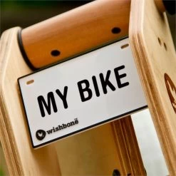Naamplaatje Wishbonebike Met Letterstickers -Beste Speelgoed Winkel naamplaatje wishbonebike loopfiets 2